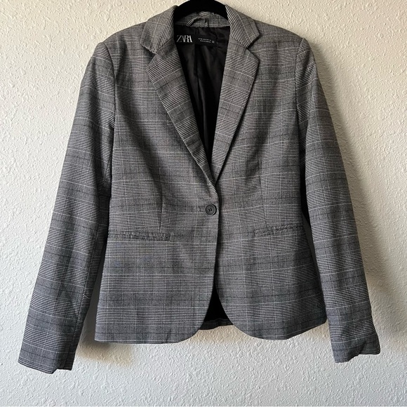 Zara Jackets & Blazers - ZARA Tailored Plaid Professional Blazer Jacket Size 2 Grey